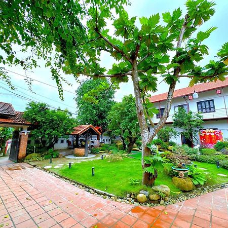 Golden Star Villa Hue Exterior photo